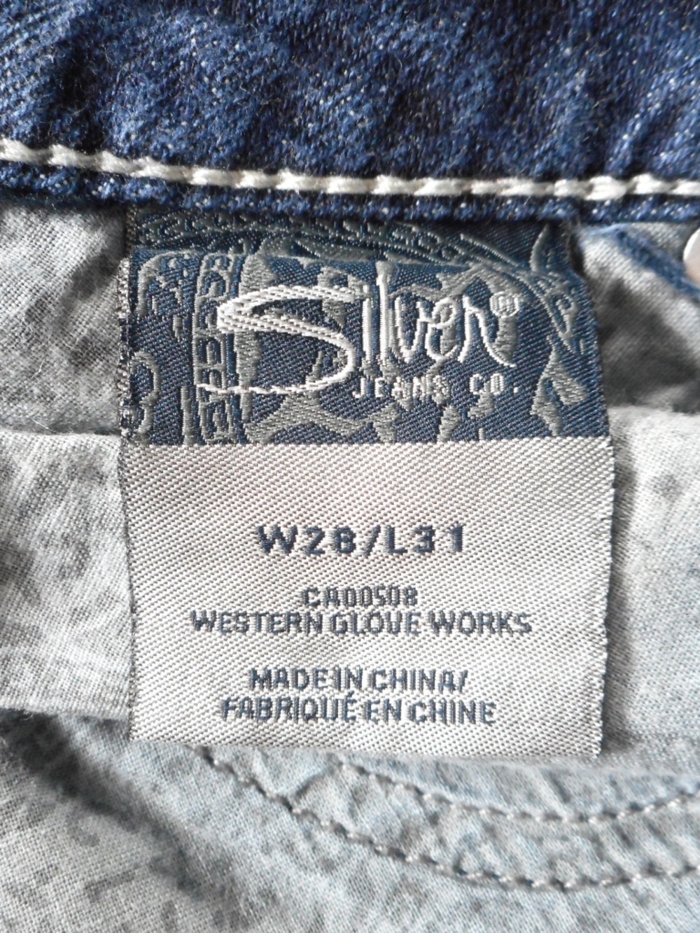 Silver Jeans Tuesday 28 Bootcut Denim Blue Jean Low Rise 28x30 5-Pocket Tab - Picture 8 of 16